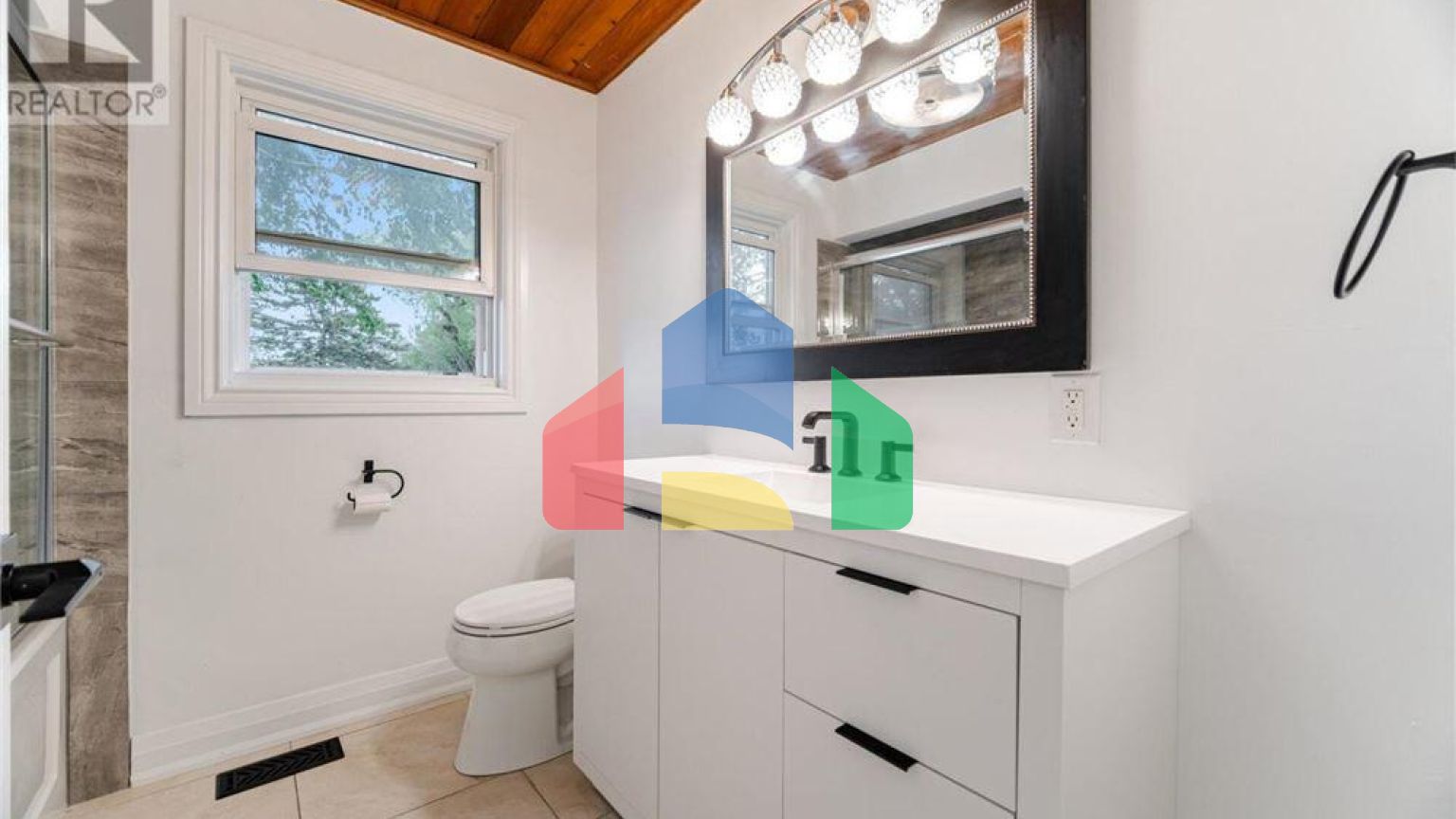 Residential - Single Family Home - Guelph, Canada - Canada