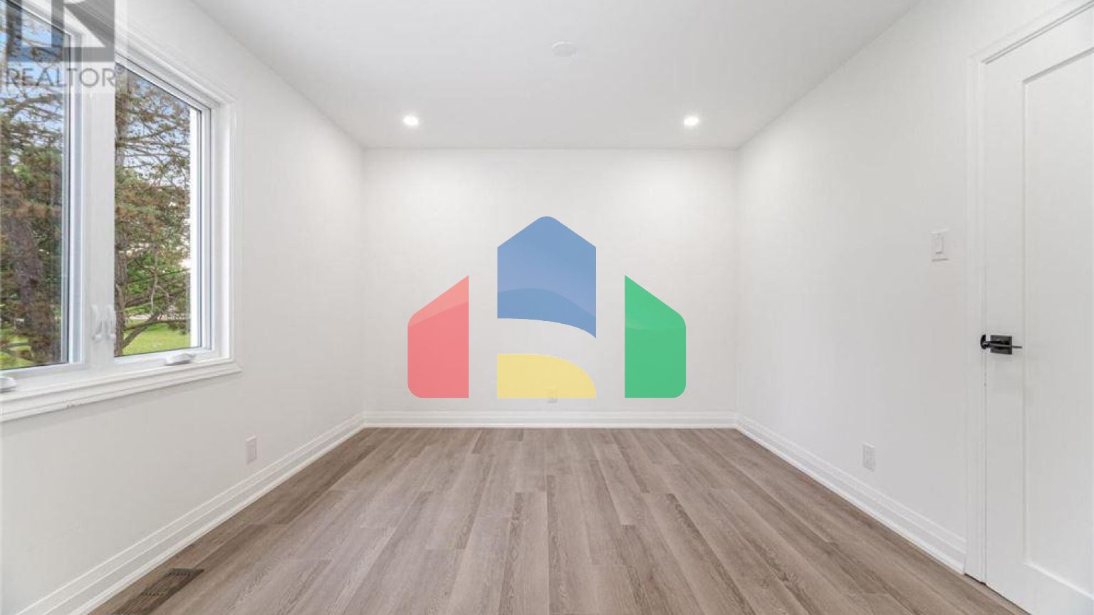 Residential - Single Family Home - Guelph, Canada - Canada