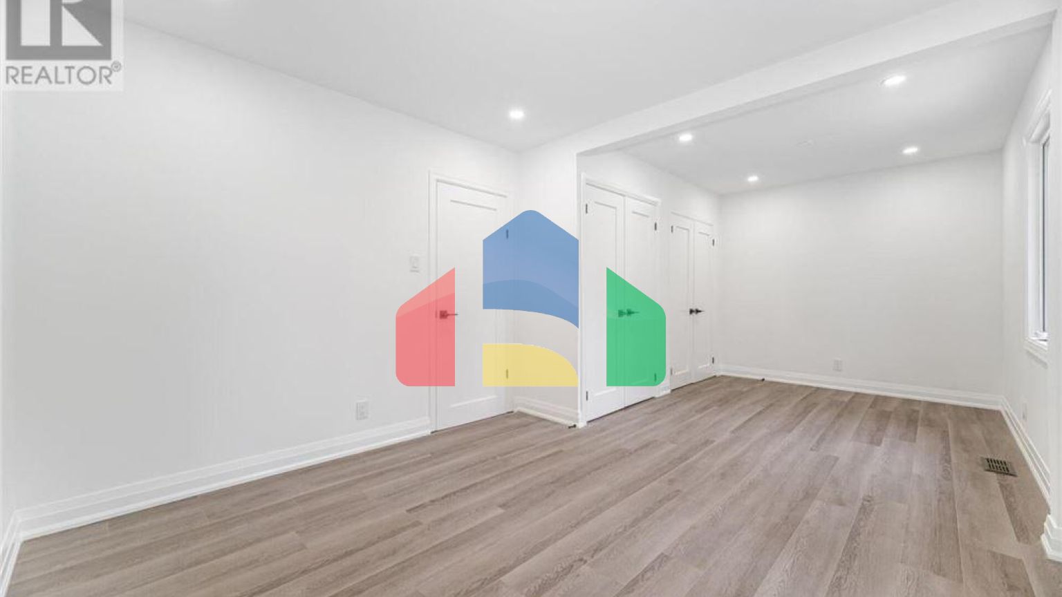 Residential - Single Family Home - Guelph, Canada - Canada