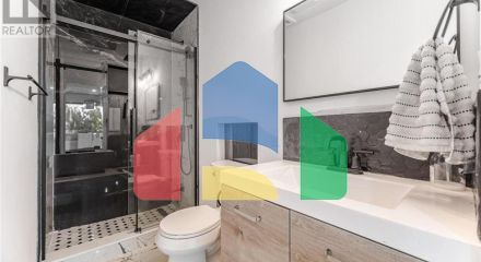 Residential - Single Family Home - Guelph, Canada - Canada