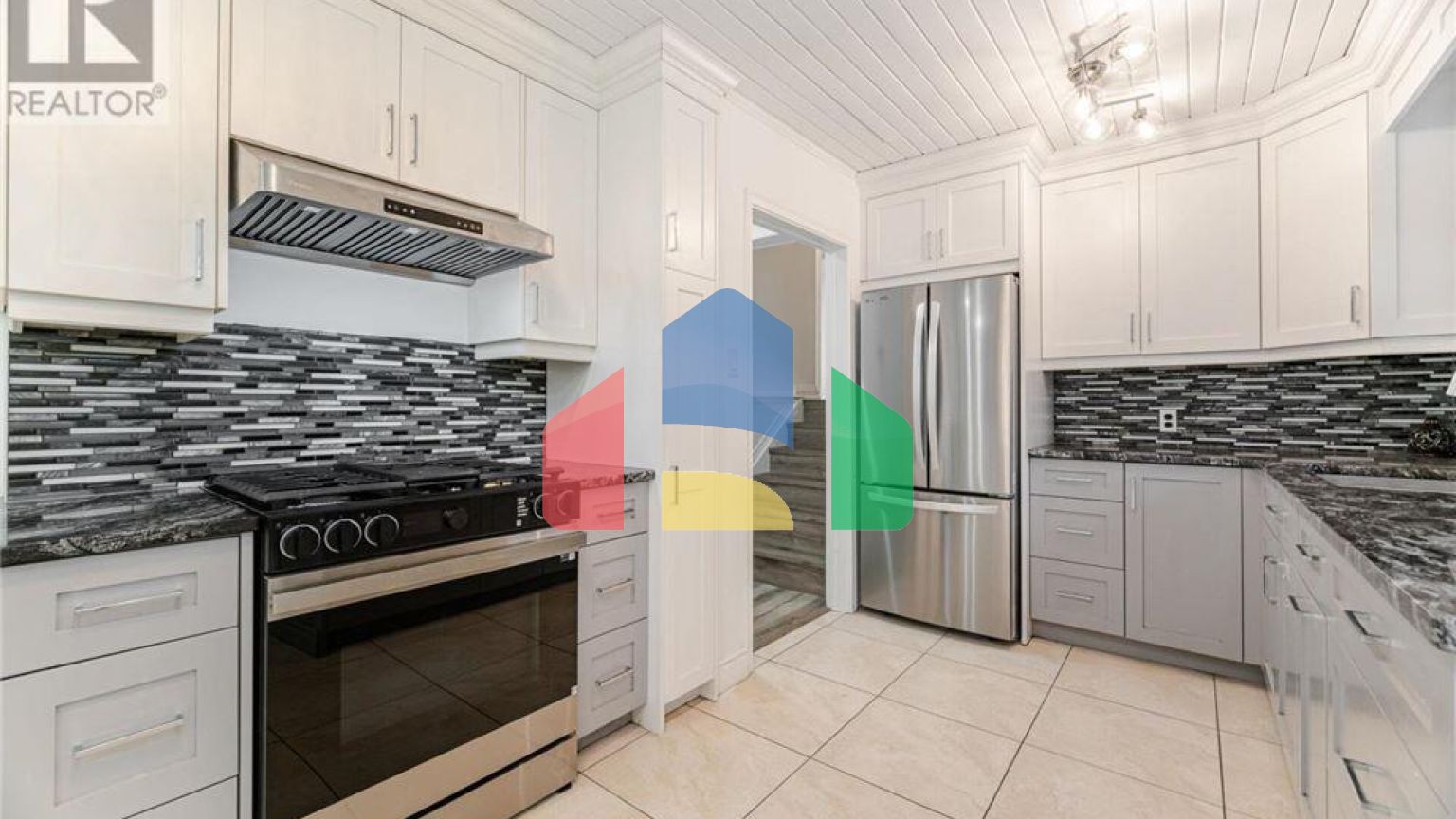 Residential - Single Family Home - Guelph, Canada - Canada