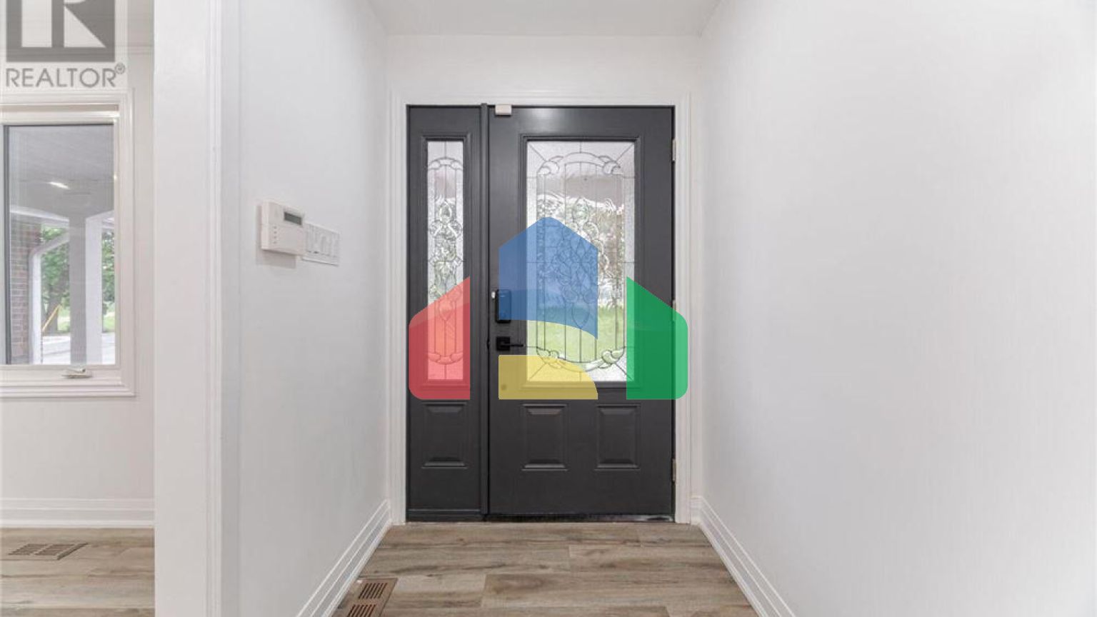 Residential - Single Family Home - Guelph, Canada - Canada