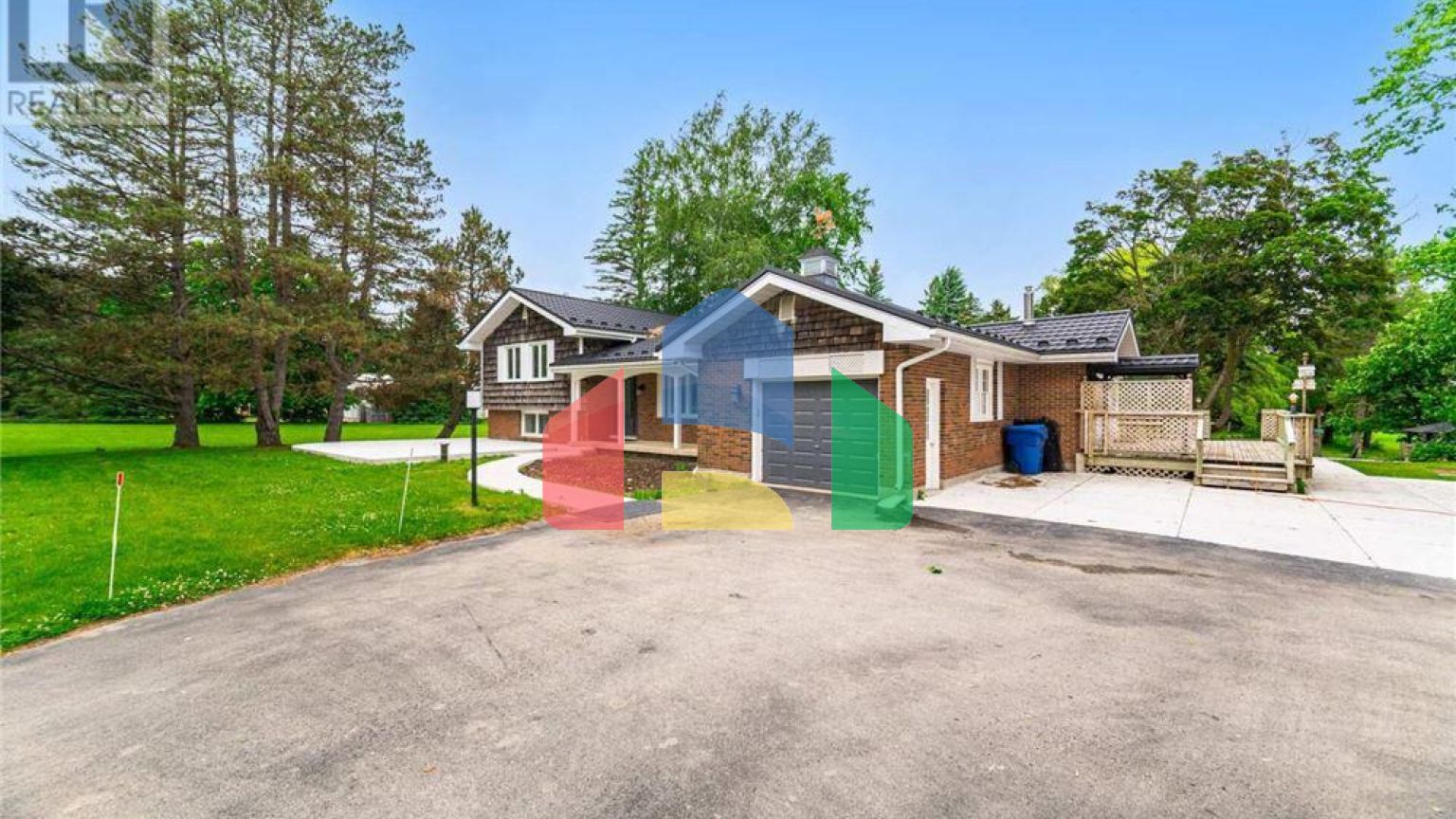 Residential - Single Family Home - Guelph, Canada - Canada