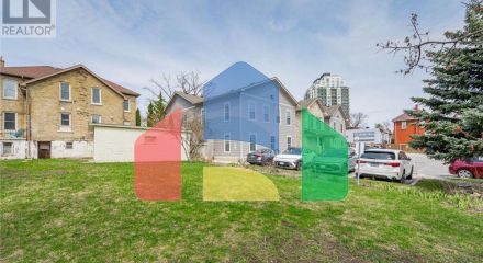 Residential - Single Family Home - Guelph, Canada - Canada