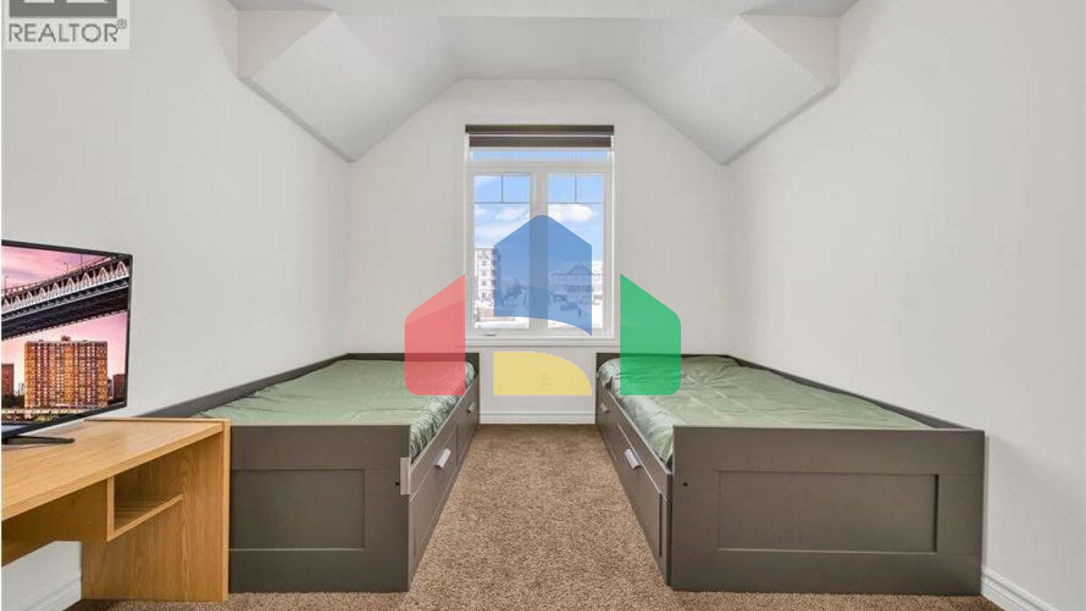 Residential - Single Family Home - Guelph, Canada - Canada