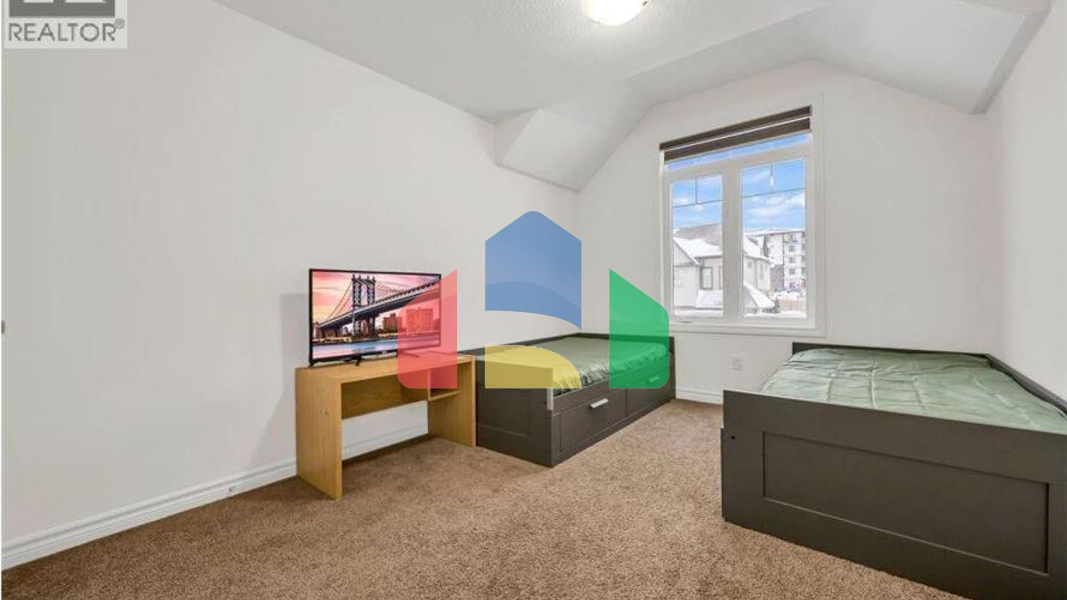 Residential - Single Family Home - Guelph, Canada - Canada