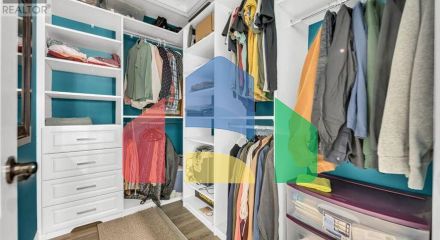 Residential - Single Family Home - Guelph, Canada - Canada