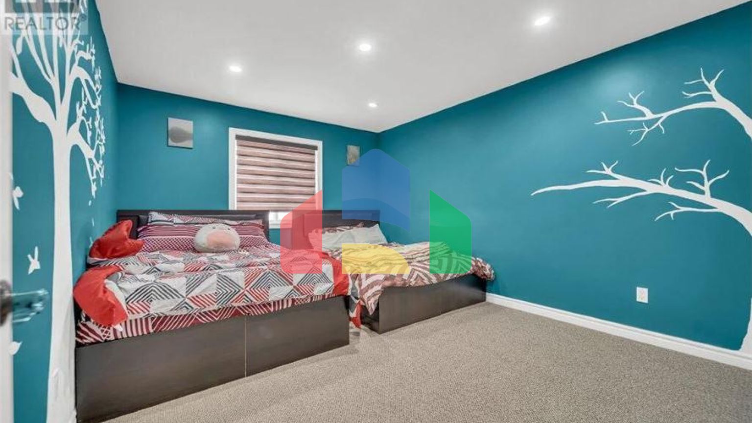 Residential - Single Family Home - Guelph, Canada - Canada