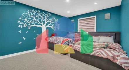 Residential - Single Family Home - Guelph, Canada - Canada