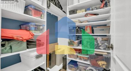 Residential - Single Family Home - Guelph, Canada - Canada