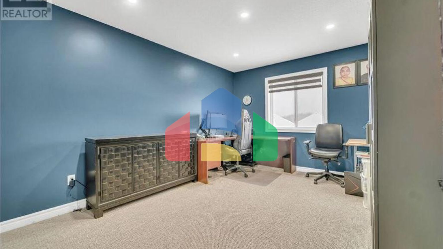 Residential - Single Family Home - Guelph, Canada - Canada