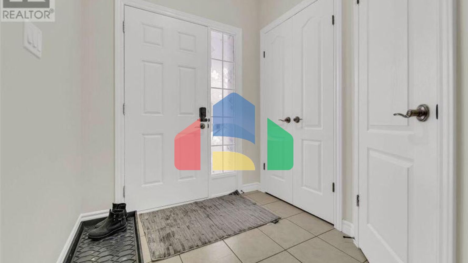 Residential - Single Family Home - Guelph, Canada - Canada