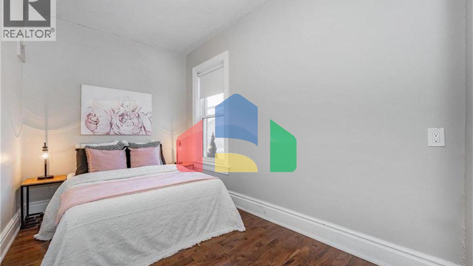 Residential - Single Family Home - Guelph, Canada - Canada