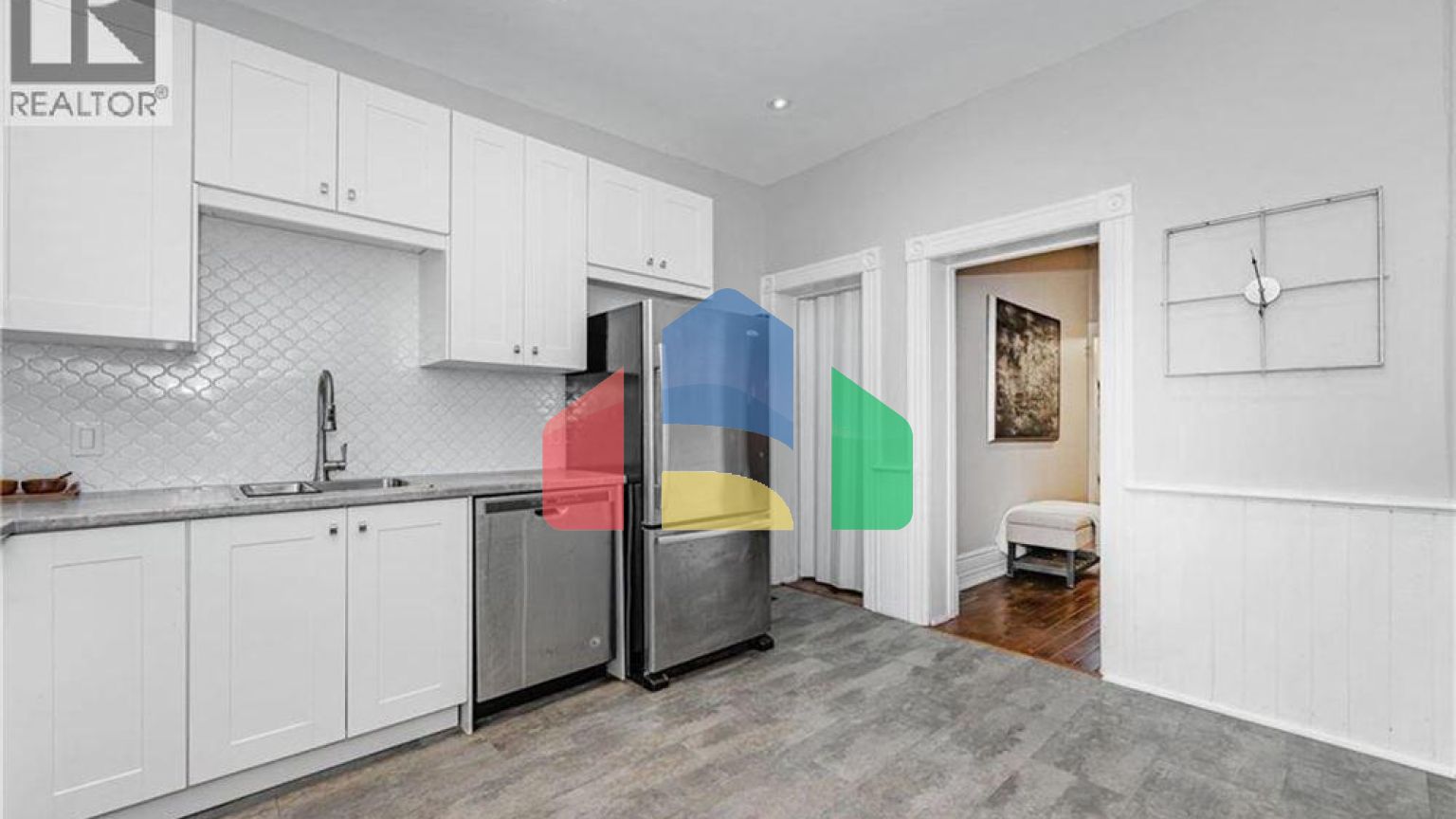 Residential - Single Family Home - Guelph, Canada - Canada