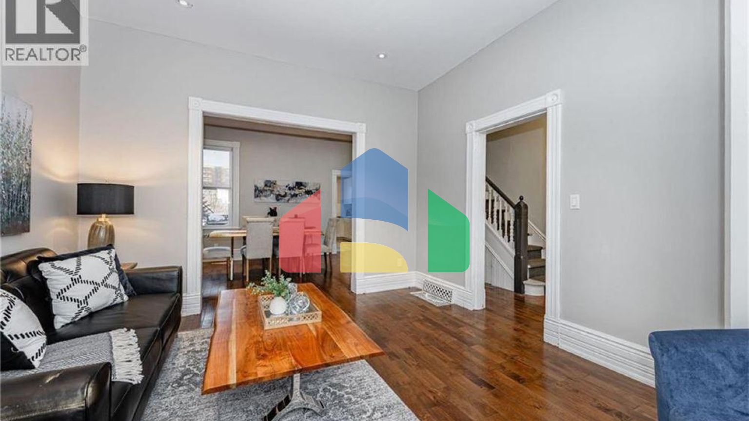 Residential - Single Family Home - Guelph, Canada - Canada