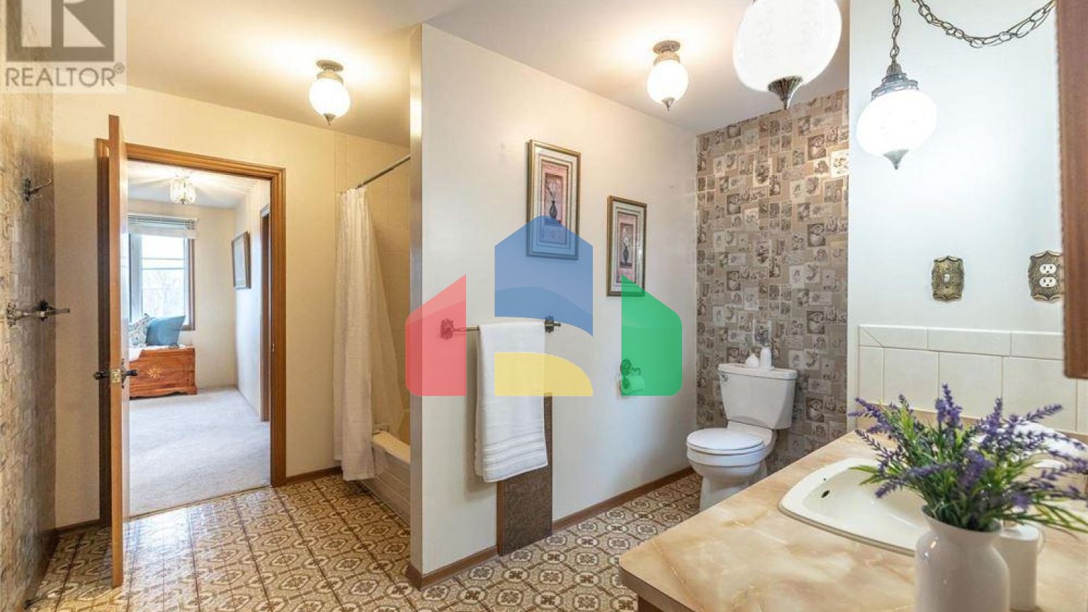 Residential - Single Family Home - Guelph, Canada - Canada