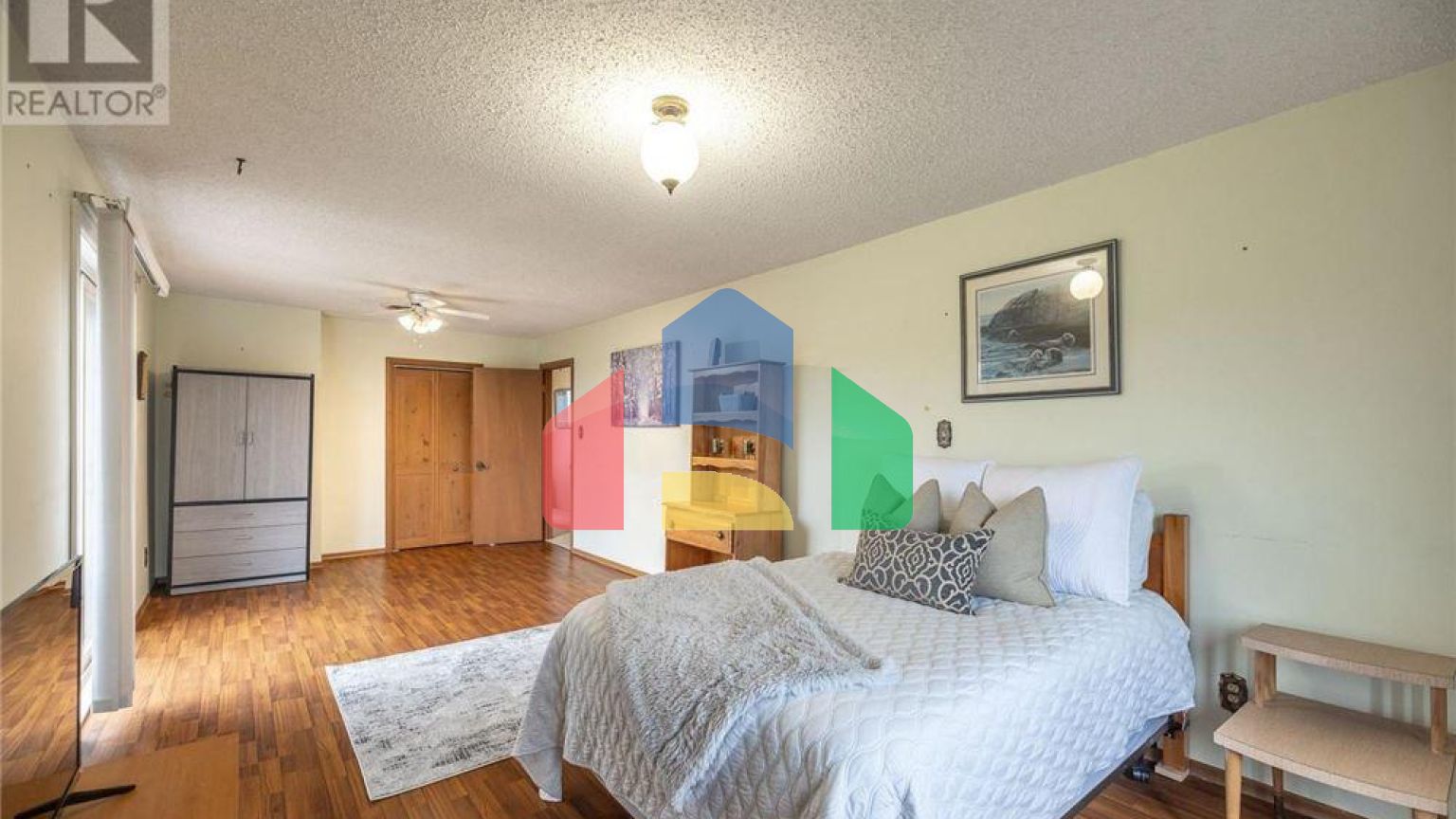 Residential - Single Family Home - Guelph, Canada - Canada