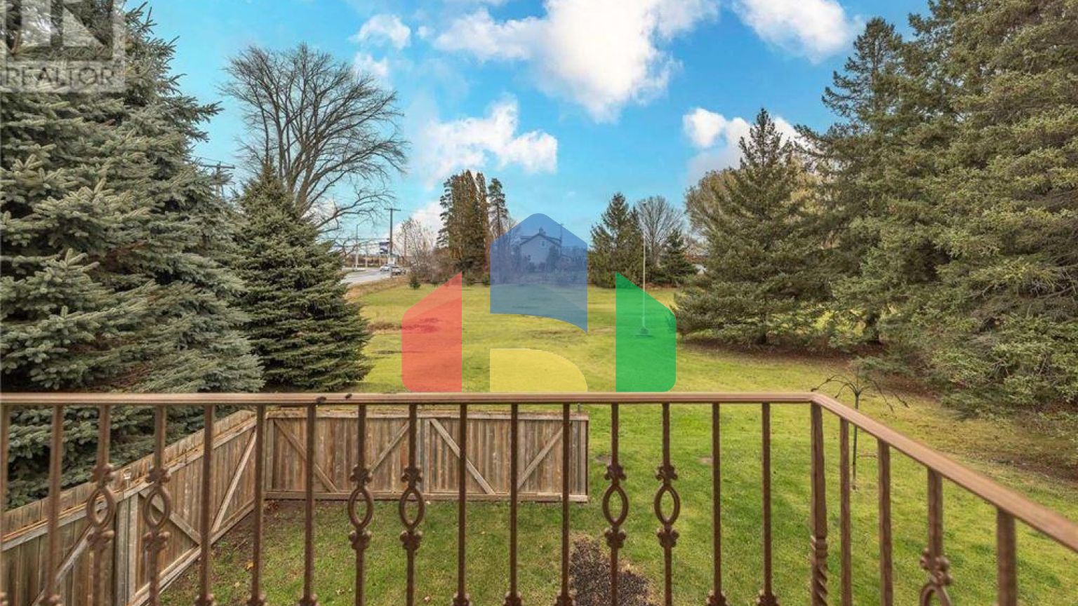 Residential - Single Family Home - Guelph, Canada - Canada