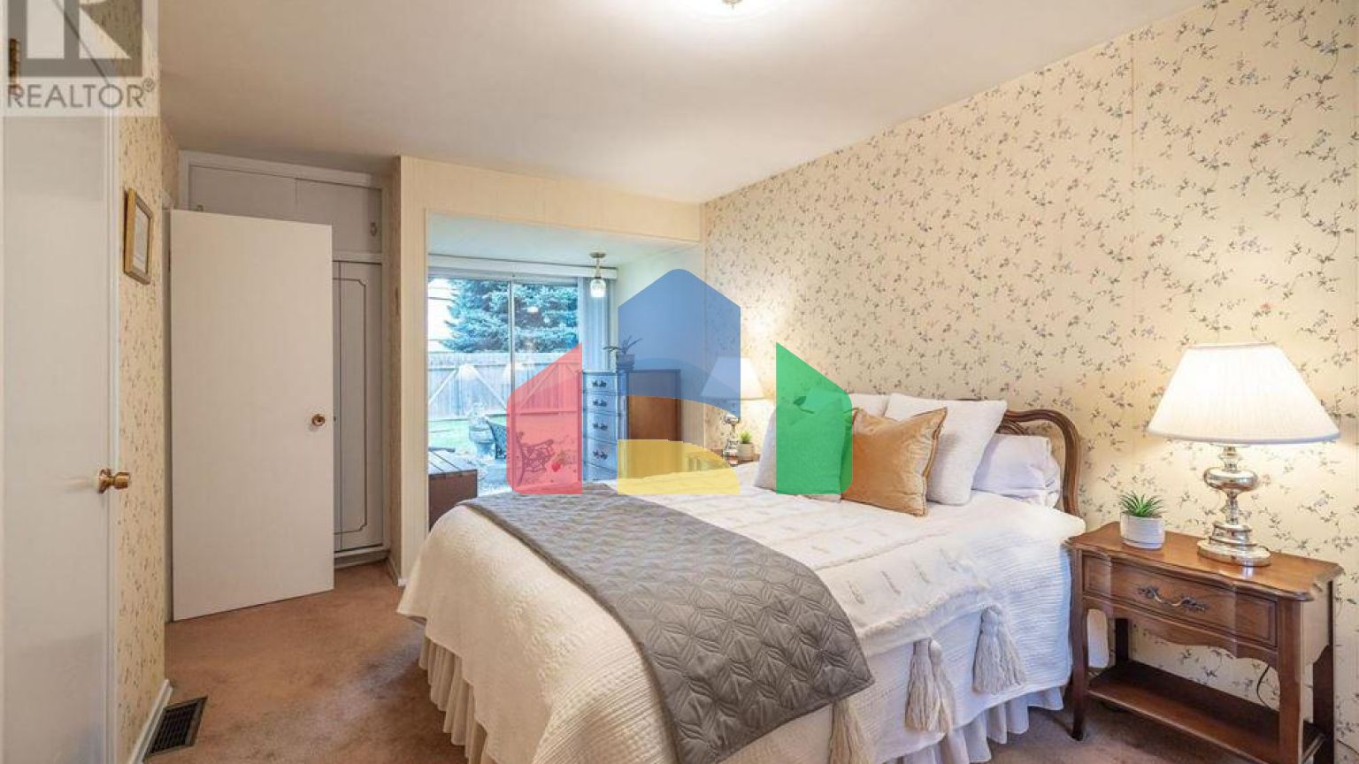 Residential - Single Family Home - Guelph, Canada - Canada