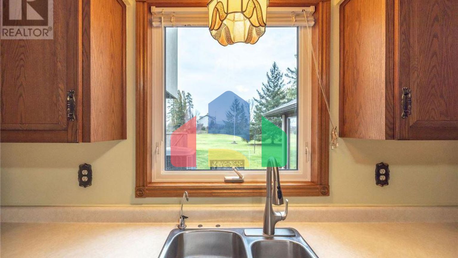 Residential - Single Family Home - Guelph, Canada - Canada