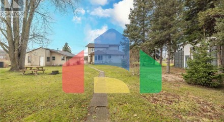 Residential - Single Family Home - Guelph, Canada - Canada