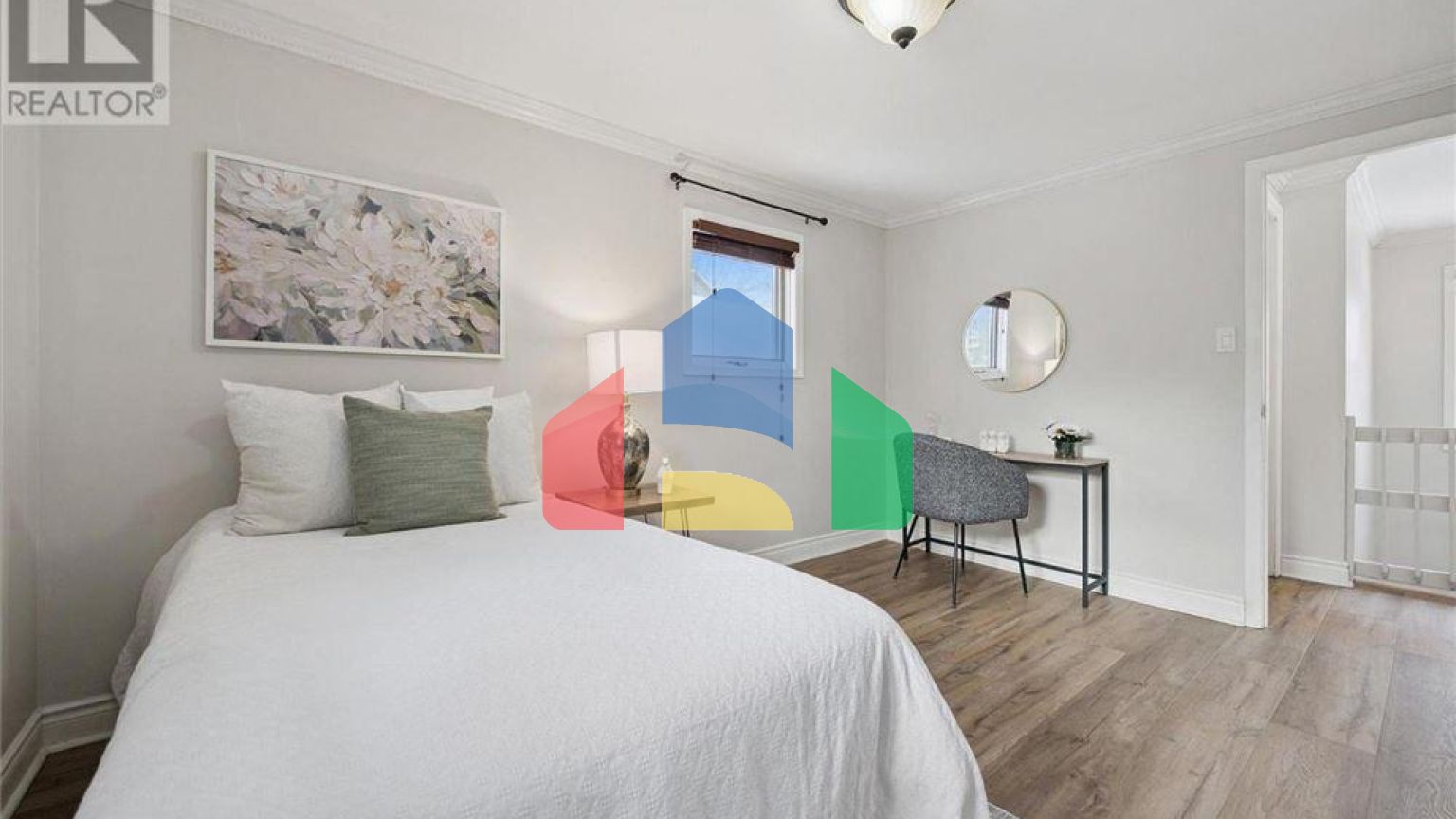 Residential - Single Family Home - Guelph, Canada - Canada