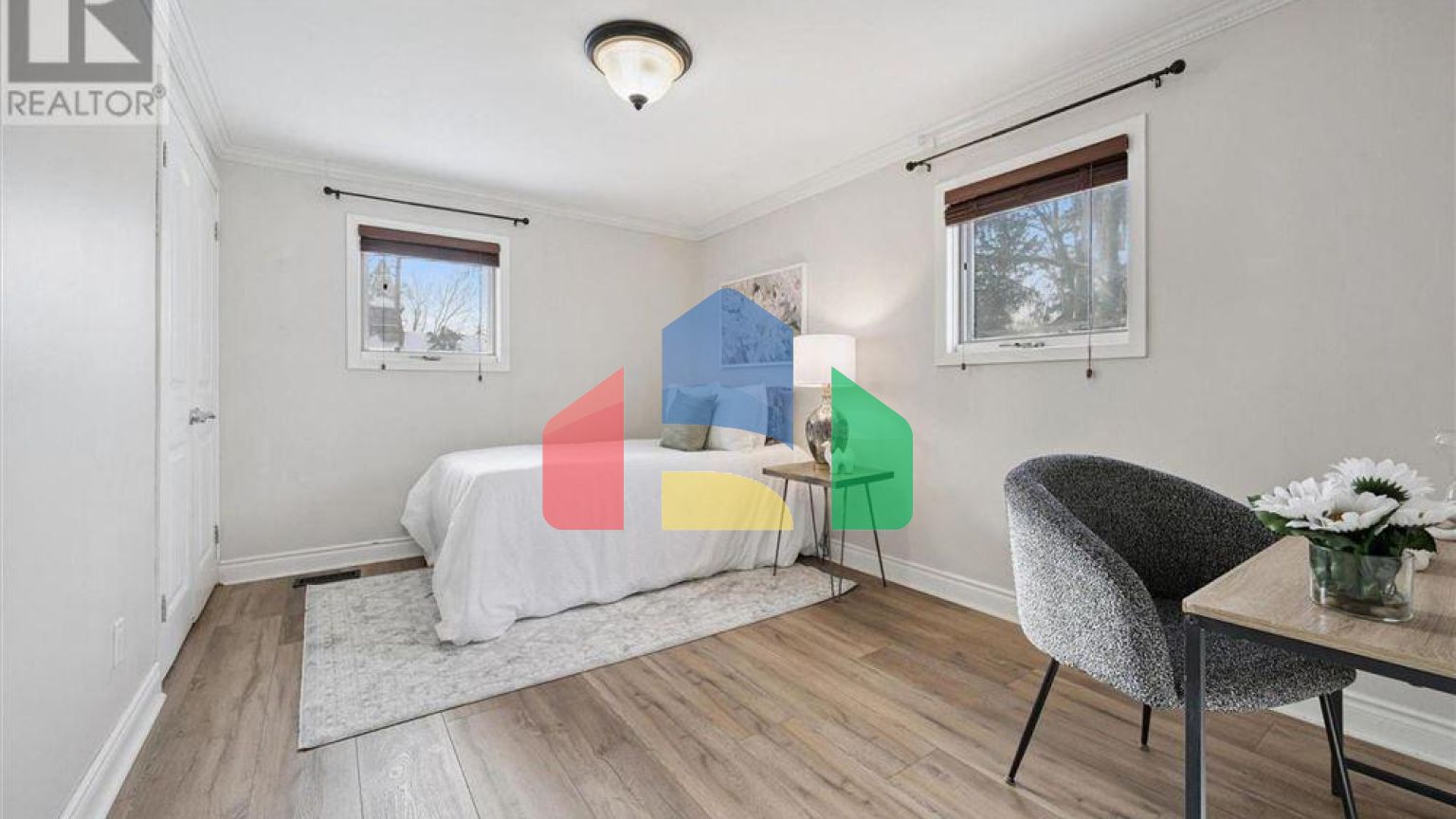 Residential - Single Family Home - Guelph, Canada - Canada