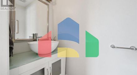 Residential - Single Family Home - Guelph, Canada - Canada