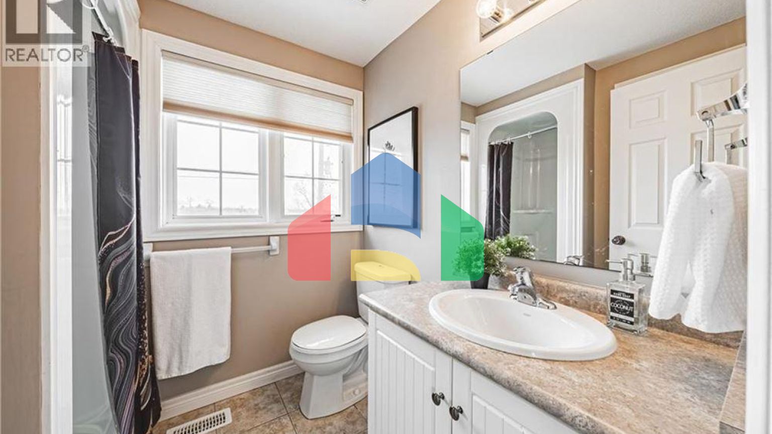 Residential - Condo/Apartment - Guelph, Canada - Canada