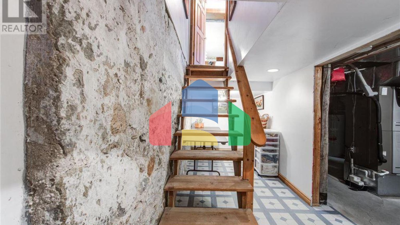 Residential - Single Family Home - Guelph, Canada - Canada