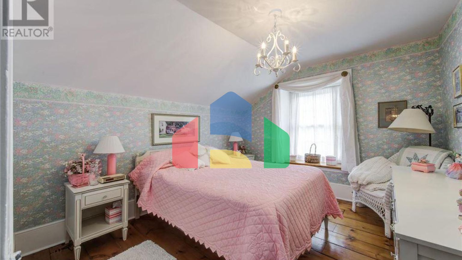 Residential - Single Family Home - Guelph, Canada - Canada