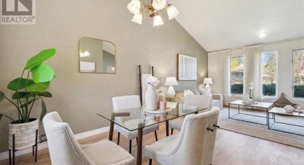 Residential - Single Family Home - Guelph, Canada - Canada