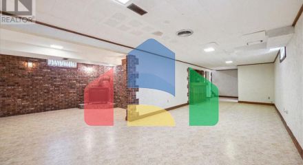 Residential - Single Family Home - Guelph, Canada - Canada