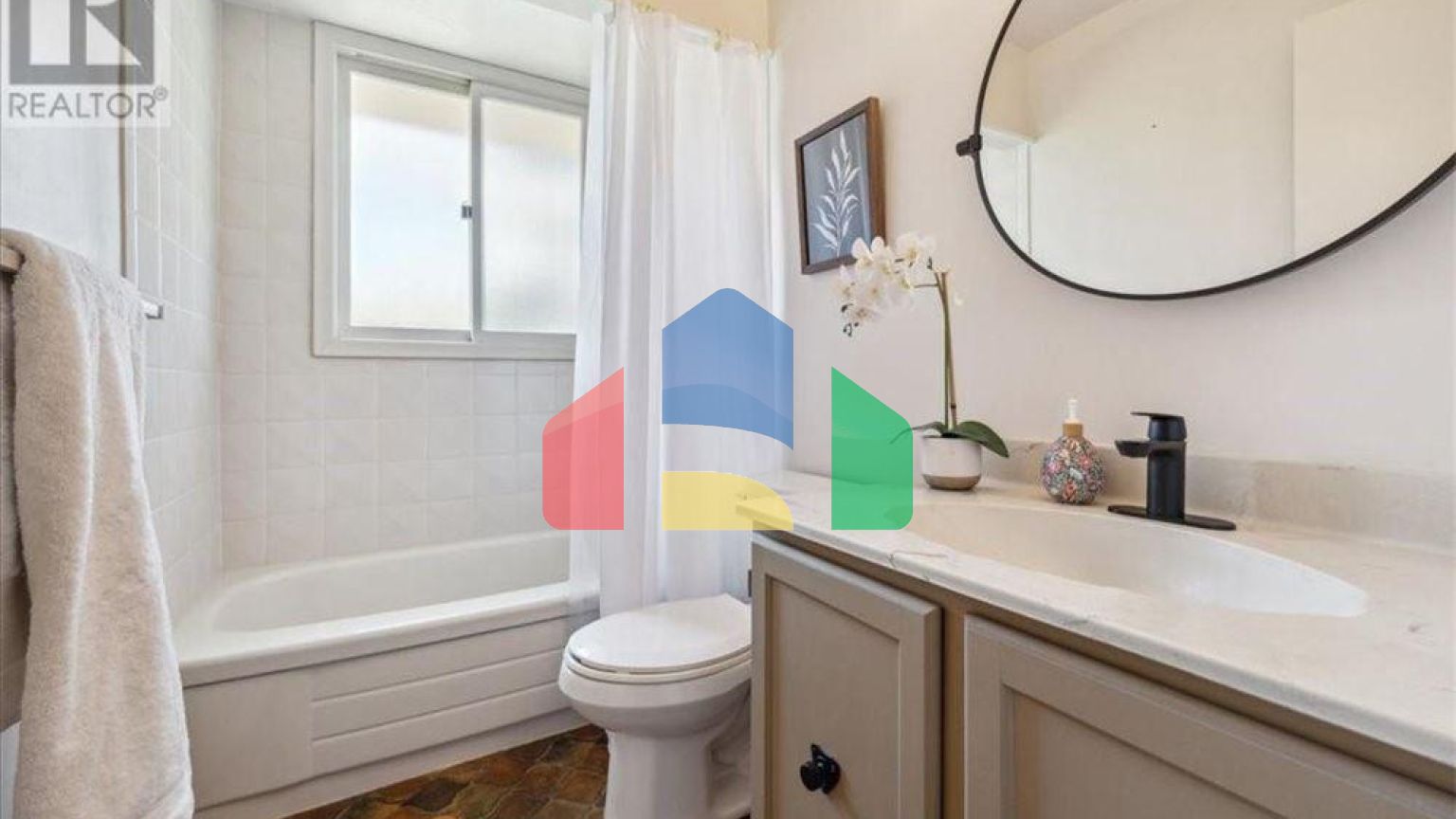 Residential - Single Family Home - Guelph, Canada - Canada