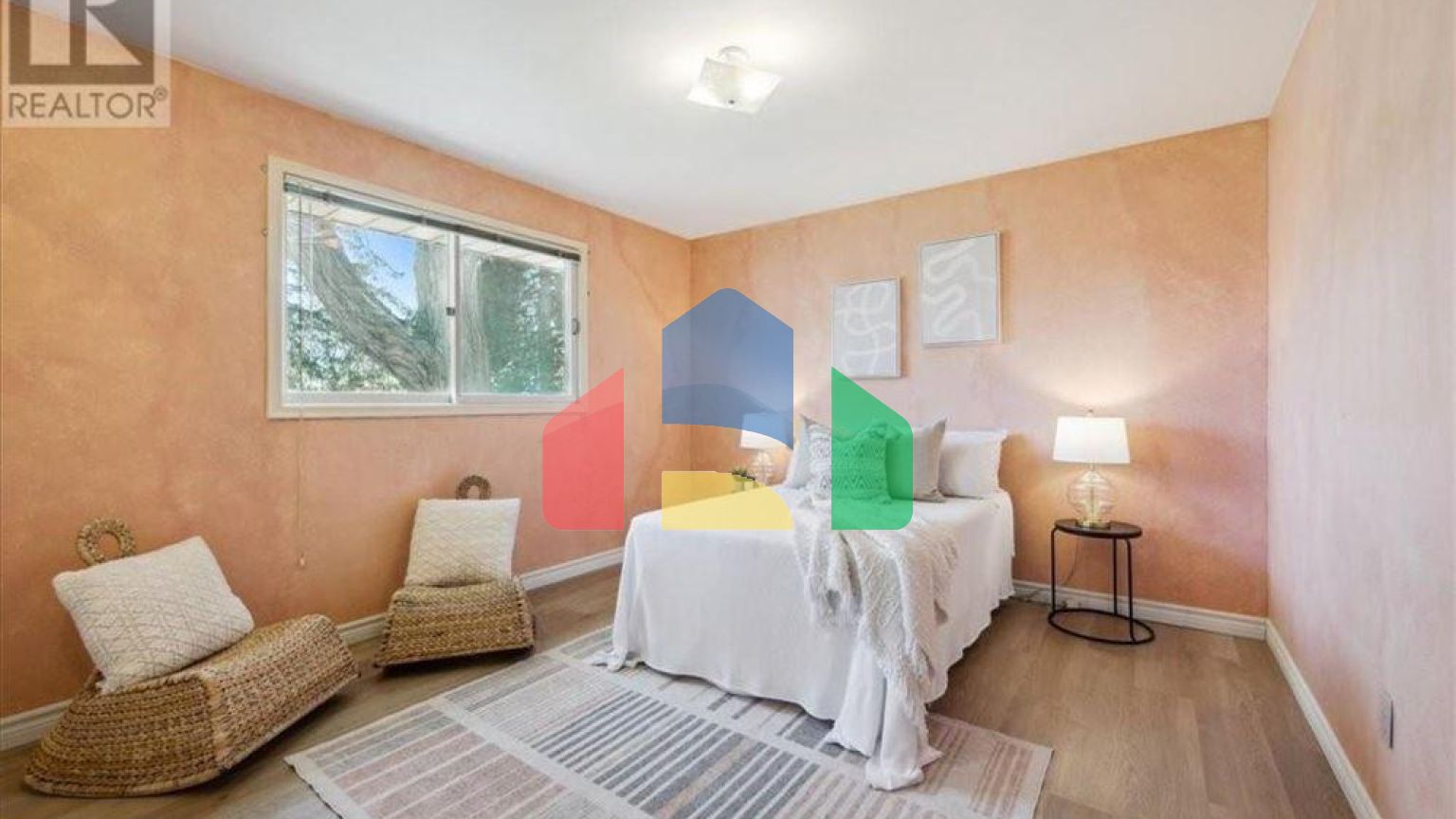 Residential - Single Family Home - Guelph, Canada - Canada