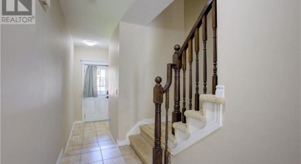Residential - Single Family Home - Guelph, Canada - Canada