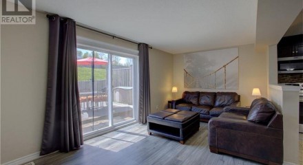 Residential - Single Family Home - Guelph, Canada - Canada