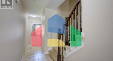 Residential - Single Family Home - Guelph, Canada - Canada