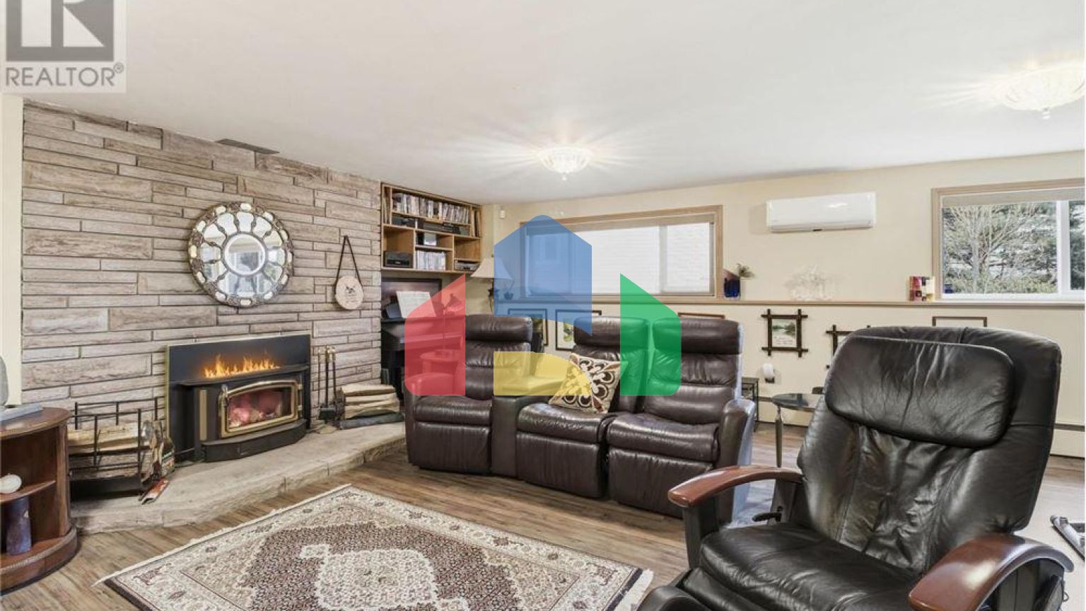 Residential - Single Family Home - Halifax, Canada - Canada