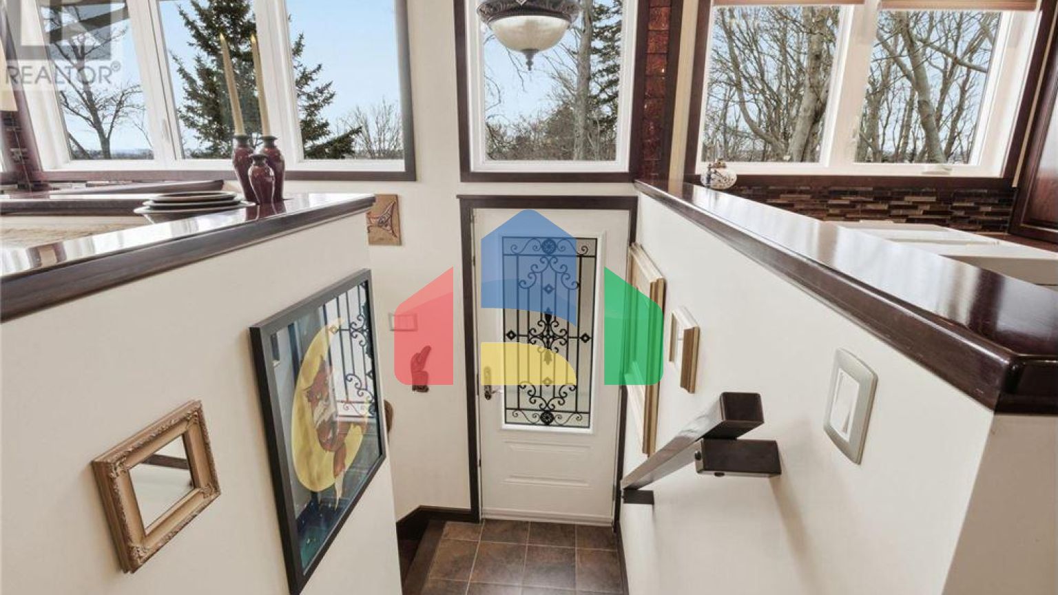 Residential - Single Family Home - Halifax, Canada - Canada