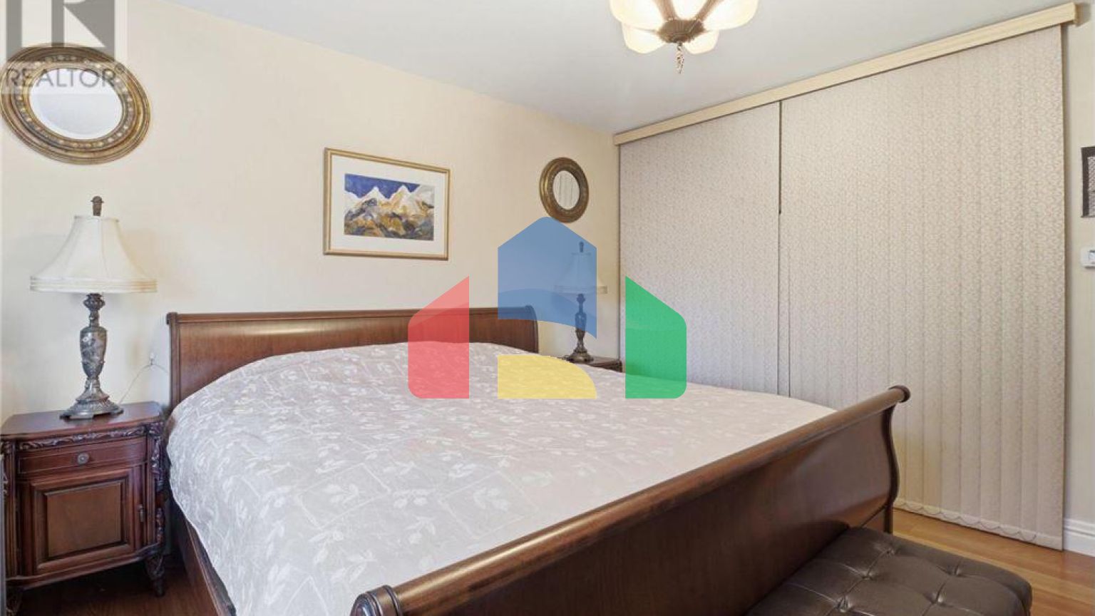 Residential - Single Family Home - Halifax, Canada - Canada