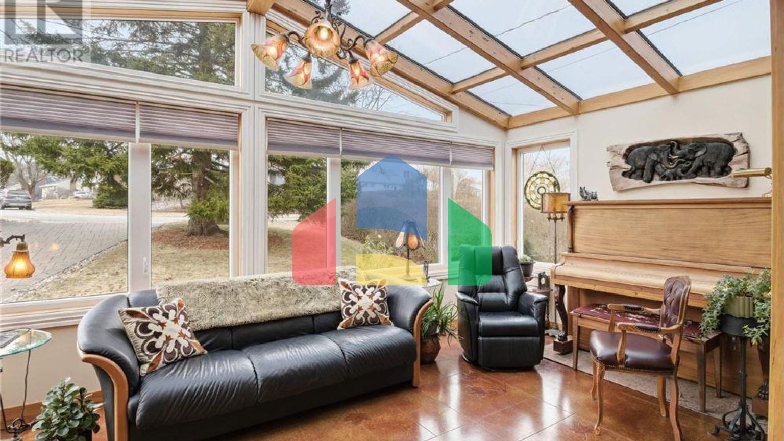 Residential - Single Family Home - Halifax, Canada - Canada