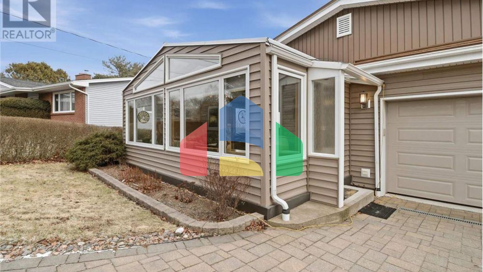 Residential - Single Family Home - Halifax, Canada - Canada