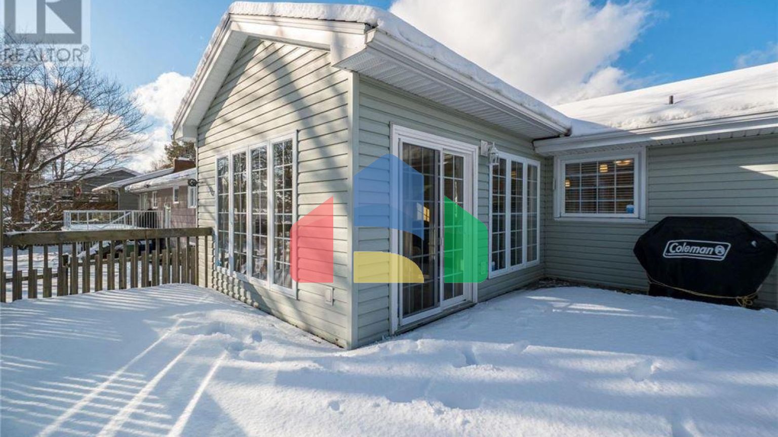 Residential - Single Family Home - Halifax, Canada - Canada