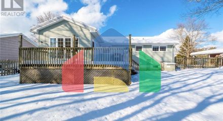 Residential - Single Family Home - Halifax, Canada - Canada