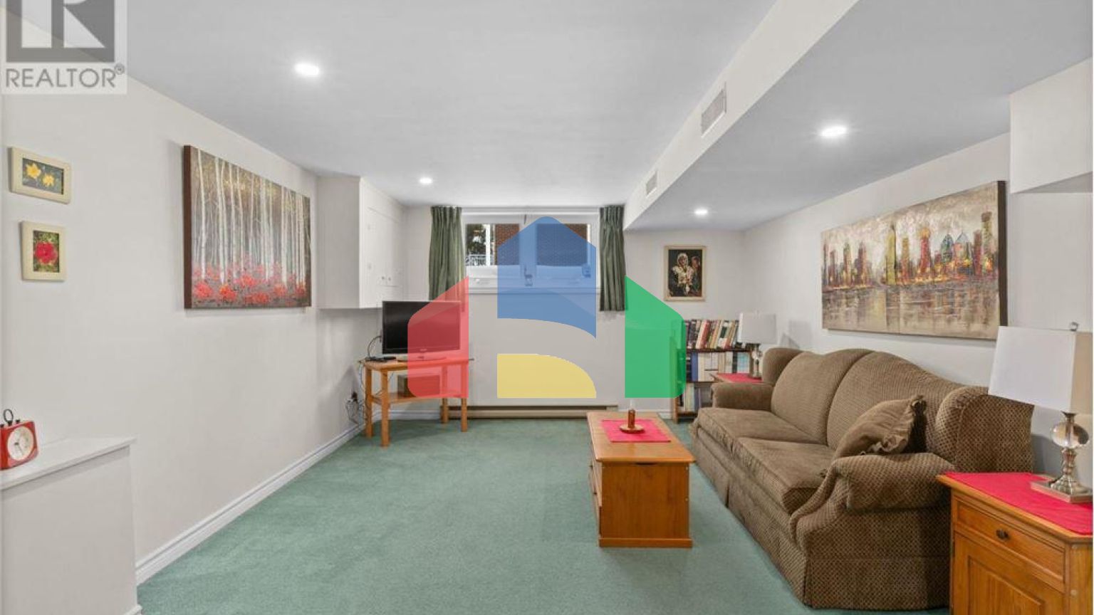 Residential - Single Family Home - Halifax, Canada - Canada