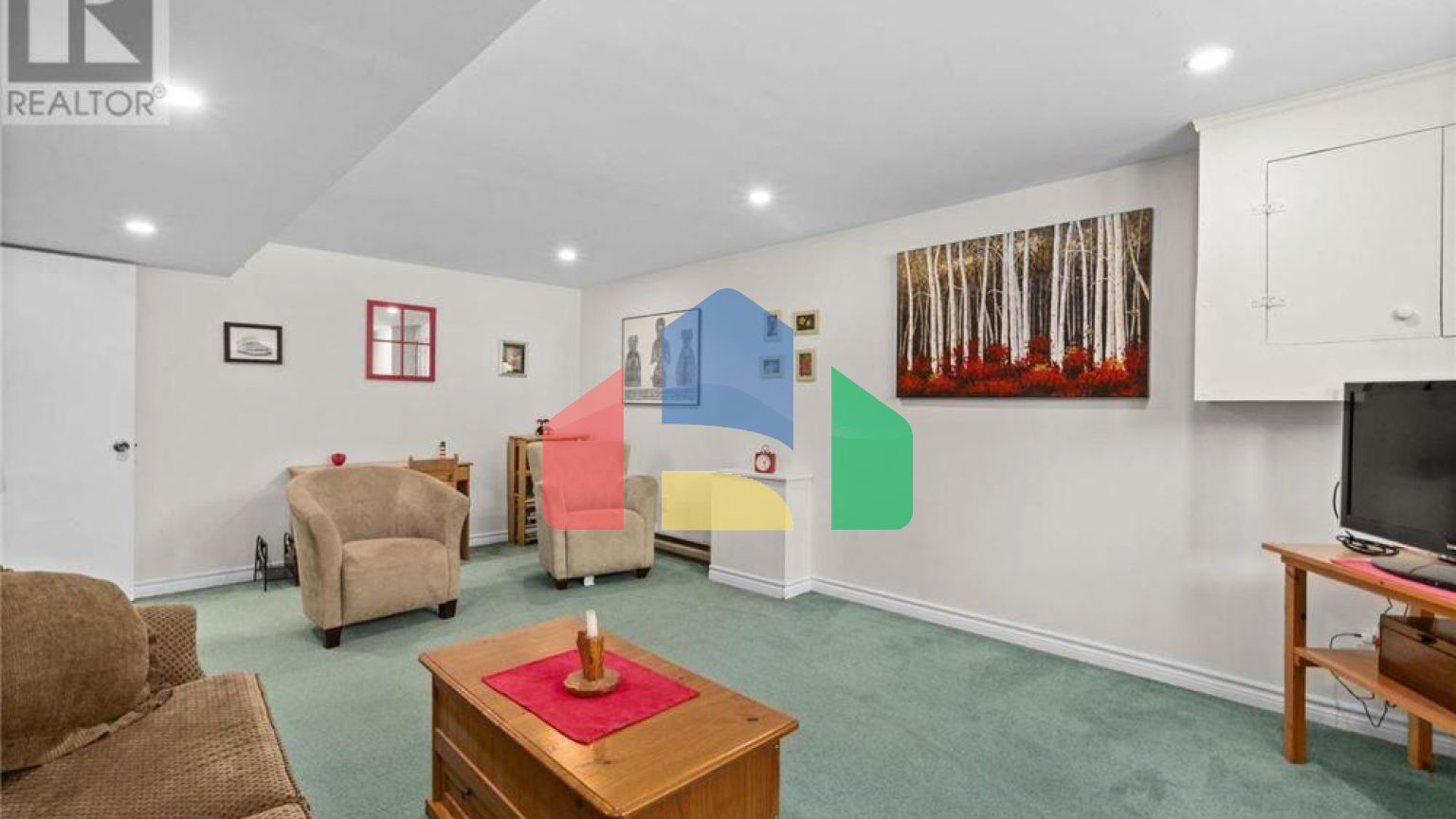 Residential - Single Family Home - Halifax, Canada - Canada