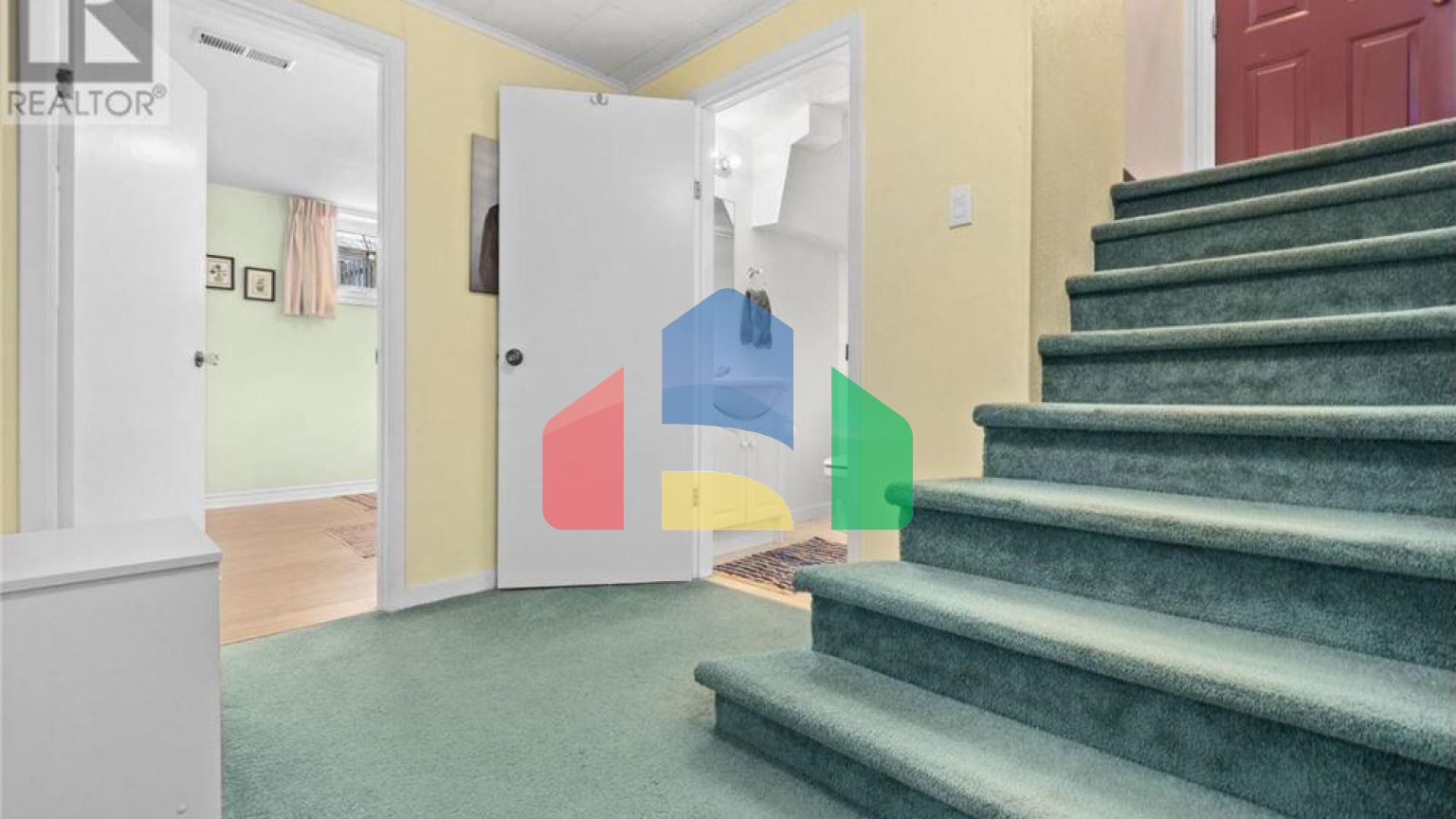 Residential - Single Family Home - Halifax, Canada - Canada