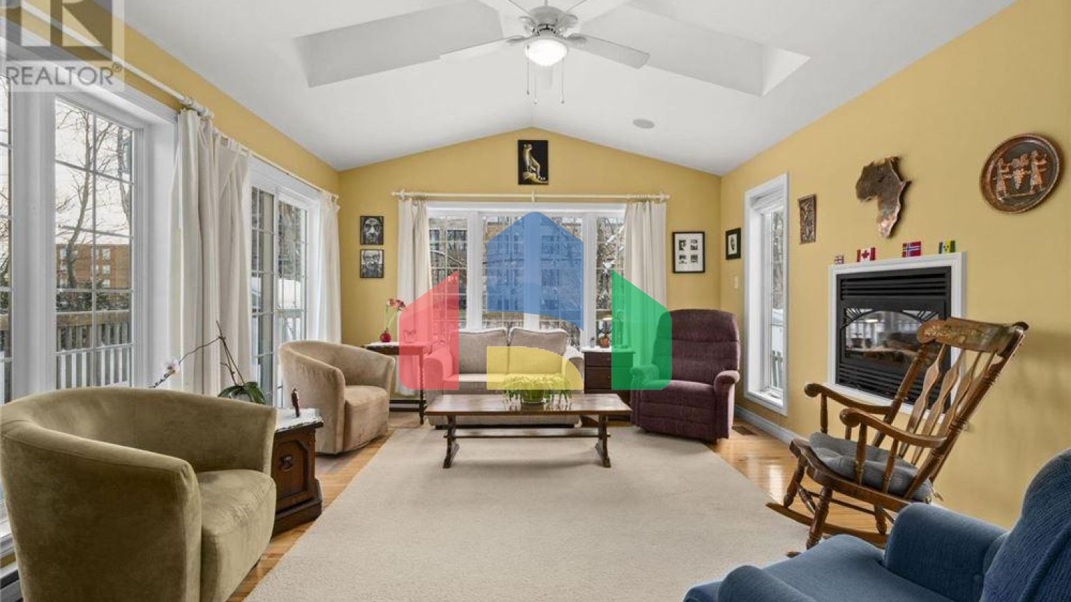 Residential - Single Family Home - Halifax, Canada - Canada