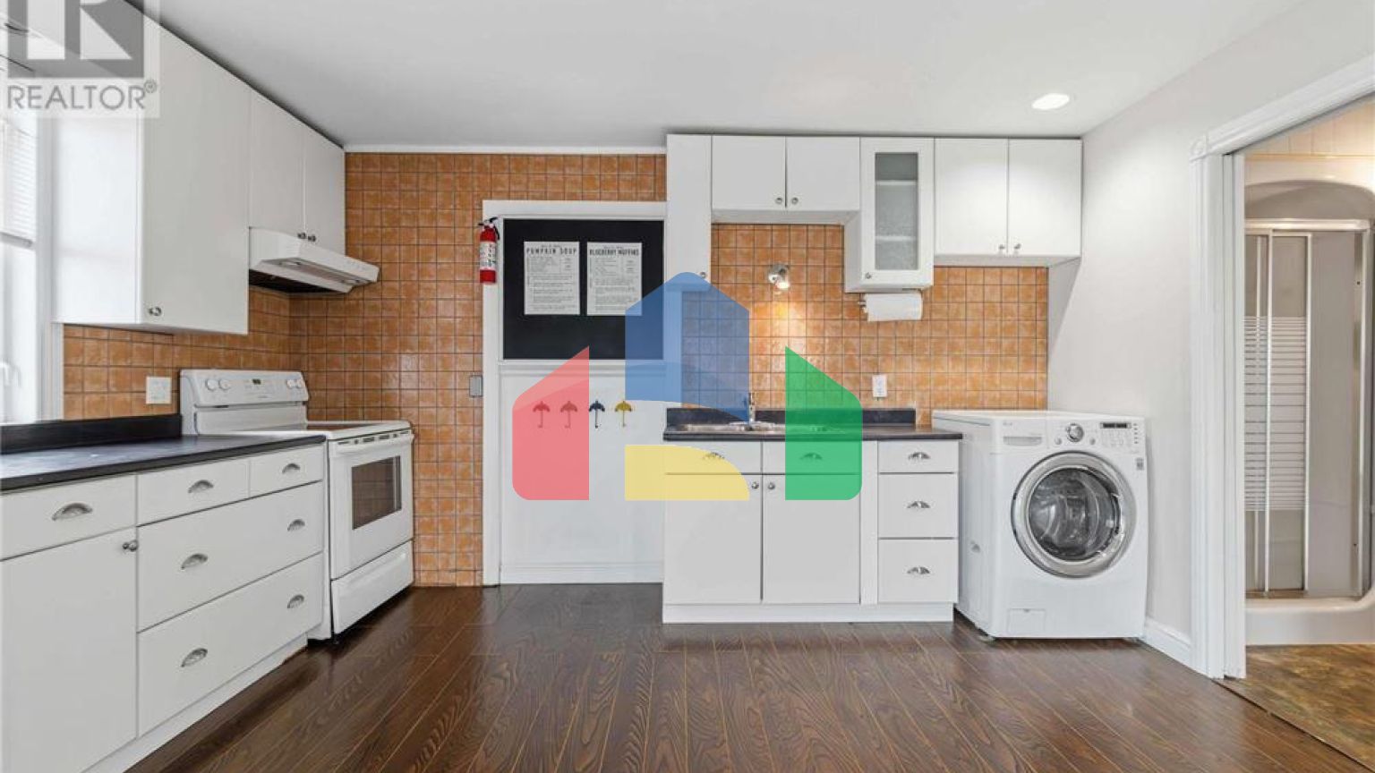 Residential - Single Family Home - Halifax, Canada - Canada